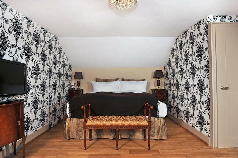 Townhouse Boutique Hotel