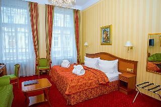 Pension Opera Suites