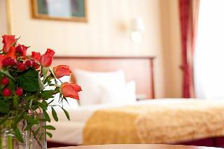 Pension Opera Suites