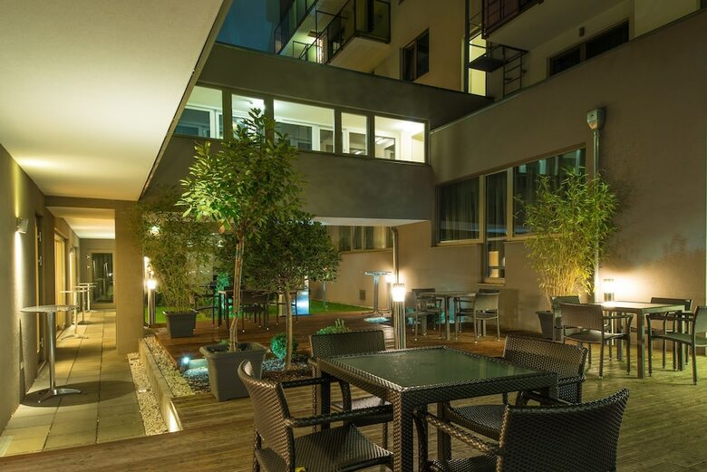 Hotel Pakat Suites