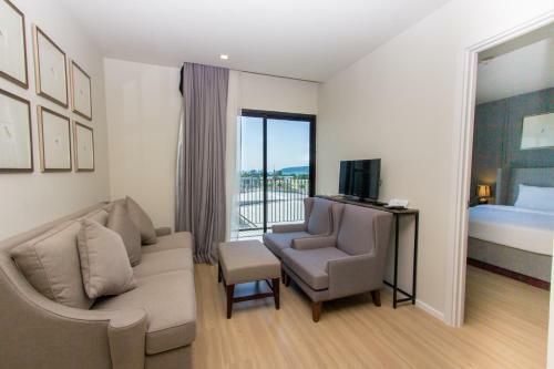 Apartamentos Dlux Condominium Phuket