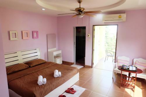 Hostal Green House At Trang Guesthouse
