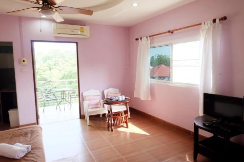 Hostal Green House At Trang Guesthouse