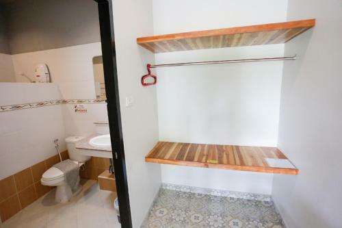 Warm Well Hostel