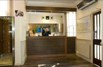 Hotel Central House