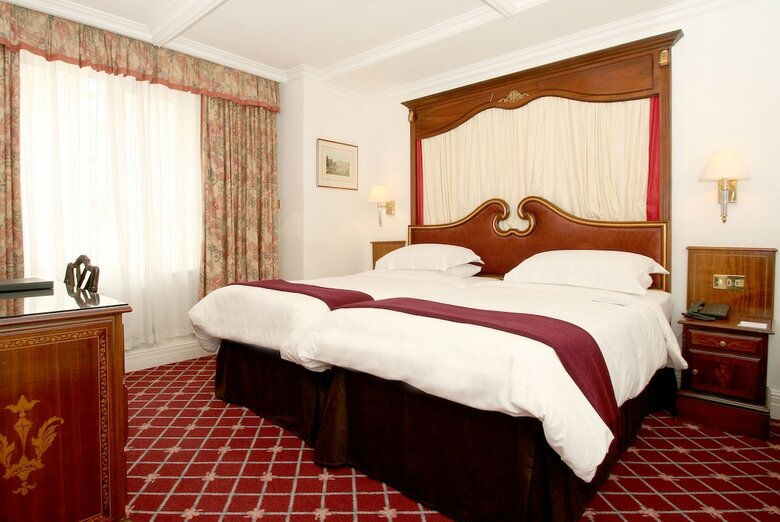 Hotel Rathbone