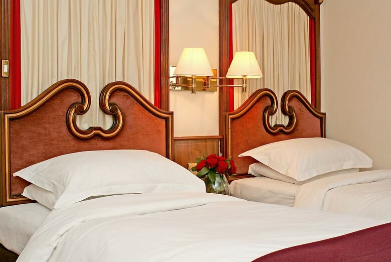 Hotel Rathbone