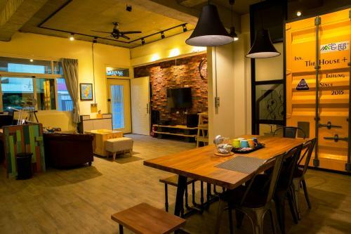 The House Plus Homestay