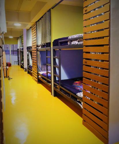 Qinglian Youth Hostel