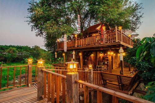 Hostal Honey Land
