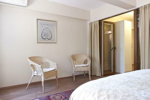 Aslan Apartments