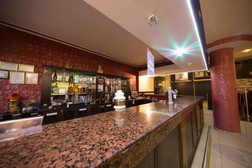 First Class Hotel (all Inclusive)