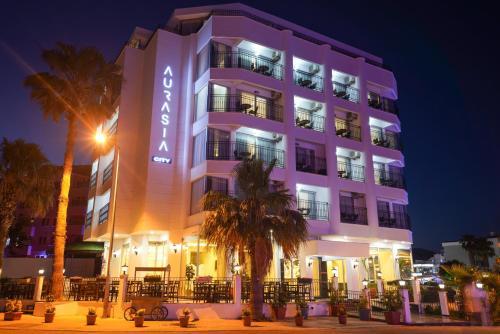 Aurasia City Hotel