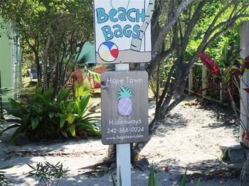 Villa Beach Bags
