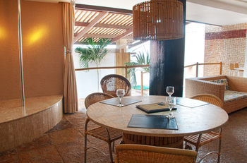 New Dhunas Motel - Adult Only
