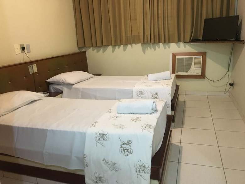 Cabi�na Palace Hotel
