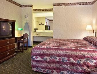 Hotel Super 8 Ruther Glen Kings Dominion Area