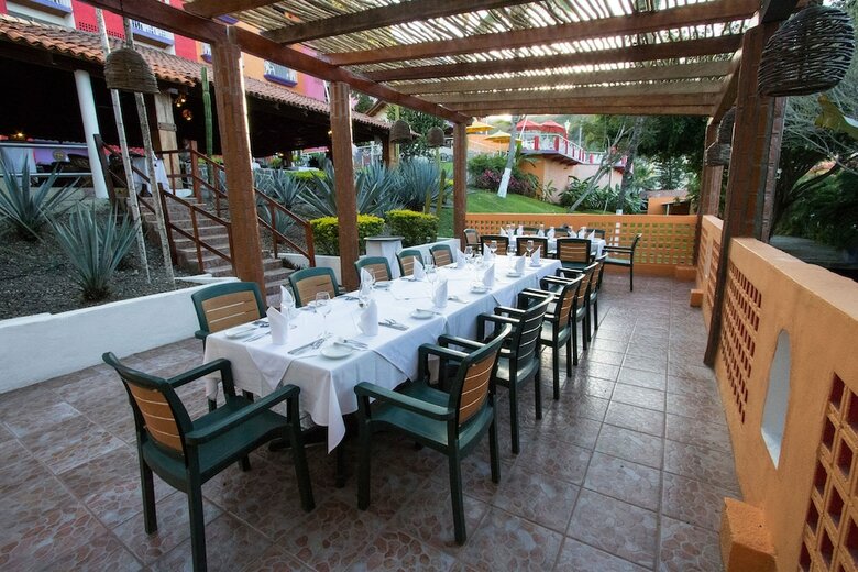 Hotel Decameron Los Cocos