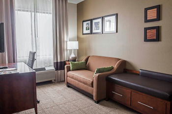 Hotel Comfort Suites Dover