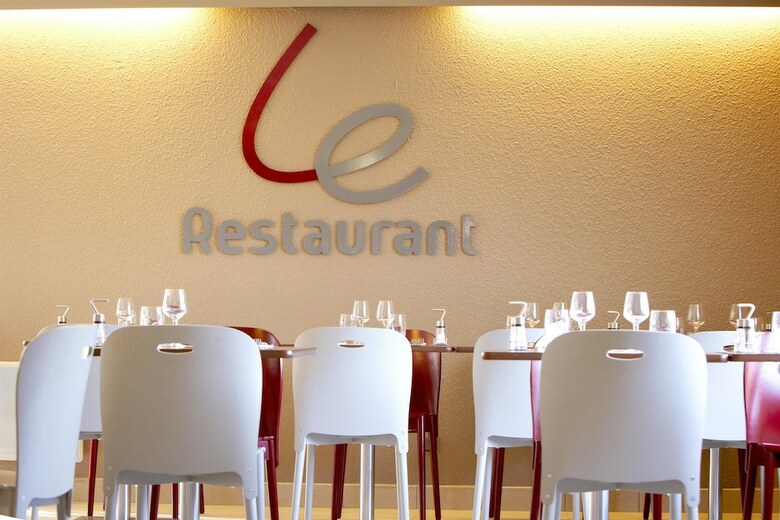 Hotel Campanile Les Ulis