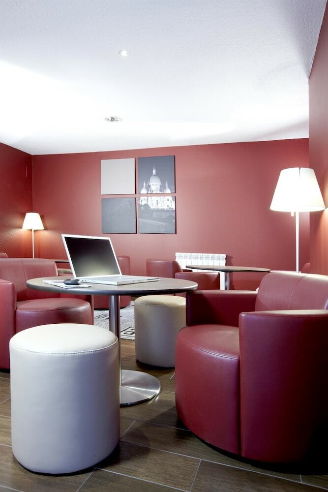 Hotel Campanile Les Ulis
