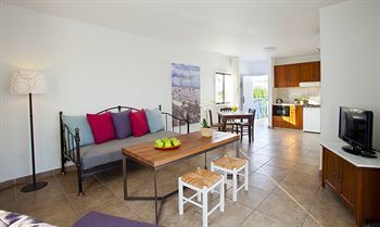 Apartamento Aliathon Holiday Village