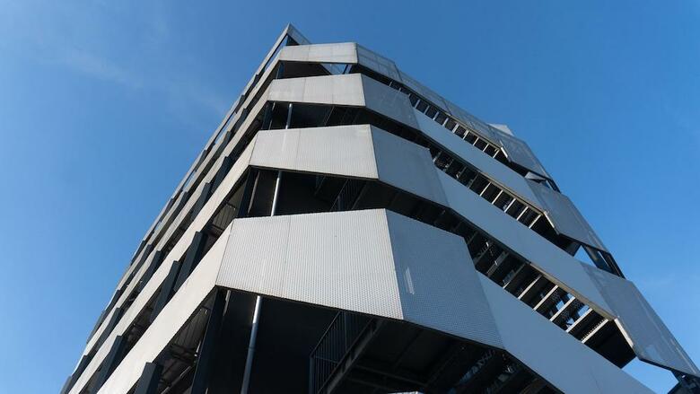 Hotel Base To Stay