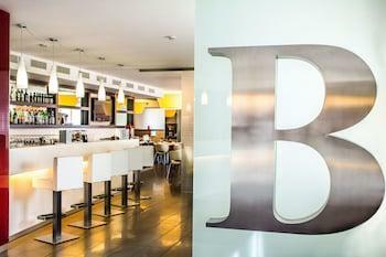 Hotel Base To Stay