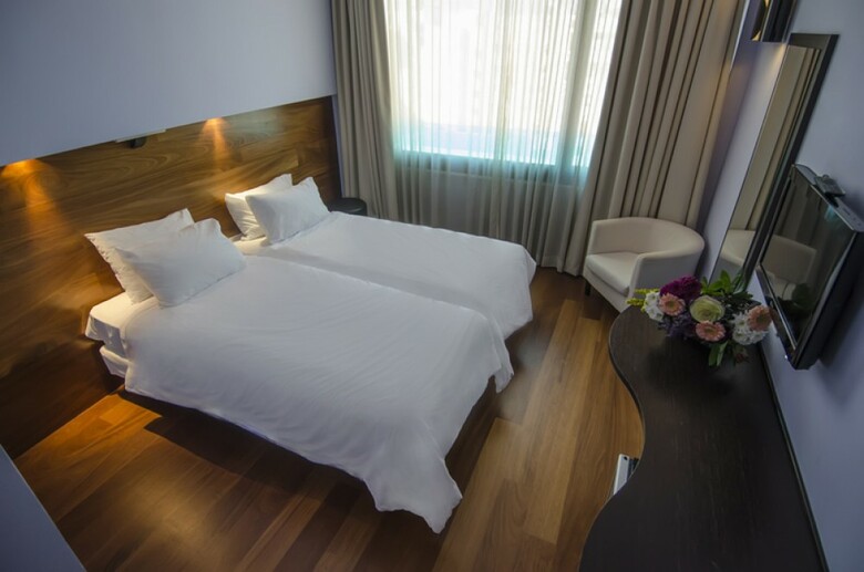 Hotel Athens Center Square