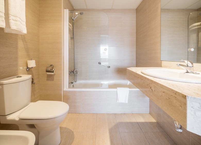 Hotel Ilunion Romareda