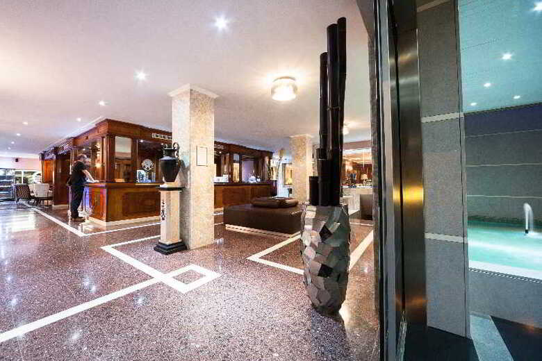 Hotel Torre Azul