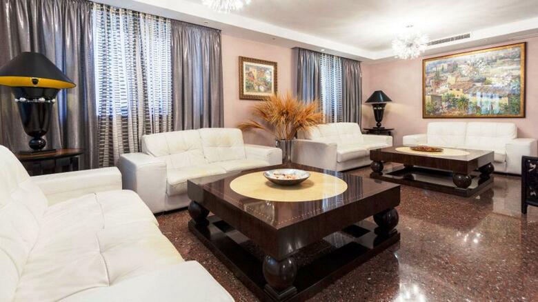 Hotel Torre Azul