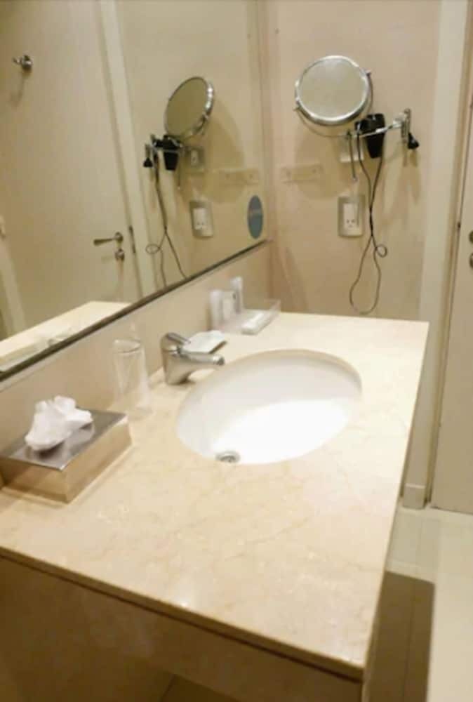 NH Gran Hotel Provincial