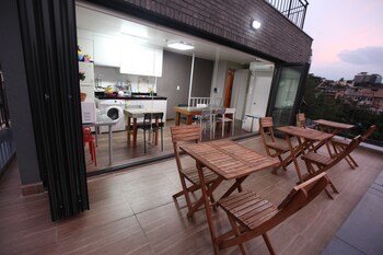 Hotel Myeongdong Artmonstay Guesthouse