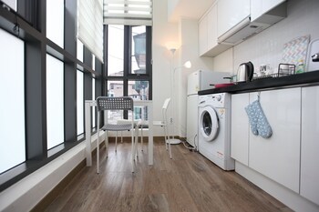Hotel Myeongdong Artmonstay Guesthouse