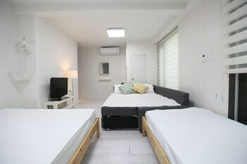 Hotel Myeongdong Artmonstay Guesthouse