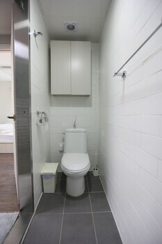 Hotel Myeongdong Artmonstay Guesthouse