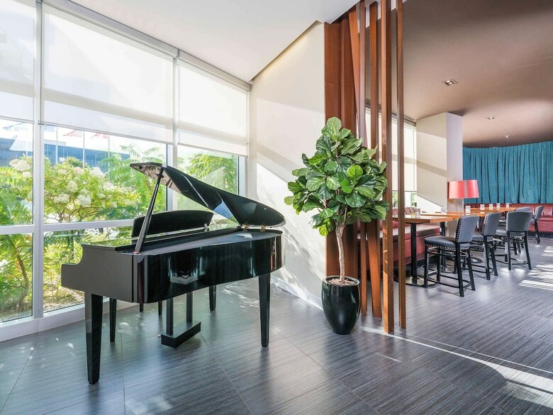 Hotel Novotel Montreal Airport