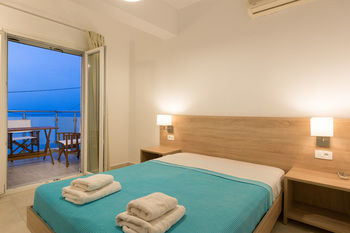 Aparthotel Socrates Apartments & Restaurant