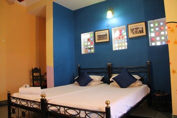 Hotel Udai Niwas On Lake Pichola