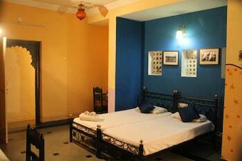 Hotel Udai Niwas On Lake Pichola