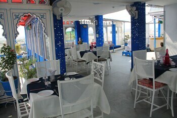Hotel Udai Niwas On Lake Pichola