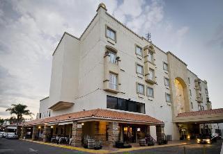 Hotel Suites Mexico Plaza Campestre
