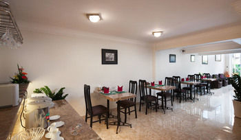 Serenity Villa Hotel