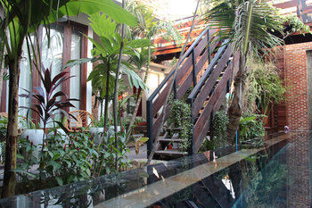 Hotel Cambana D'angkor Suites