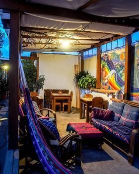 Yellow House - Hostel