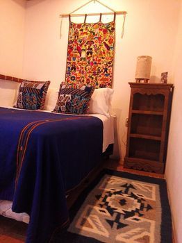 Yellow House - Hostel