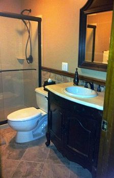 Walton Manor Inn Bed & Breakfast
