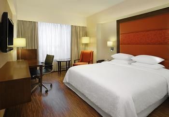 Hotel Four Points By Sheraton Ahmedabad
