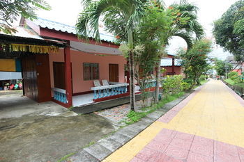 Hotel Gypsy Village 2